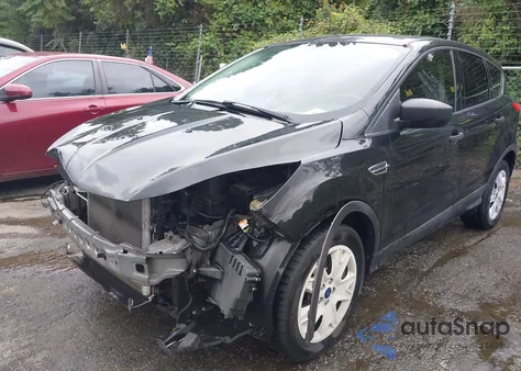 2015 Ford Escape S из США, поврежденный, VIN 1FMCU0F77FUB16010